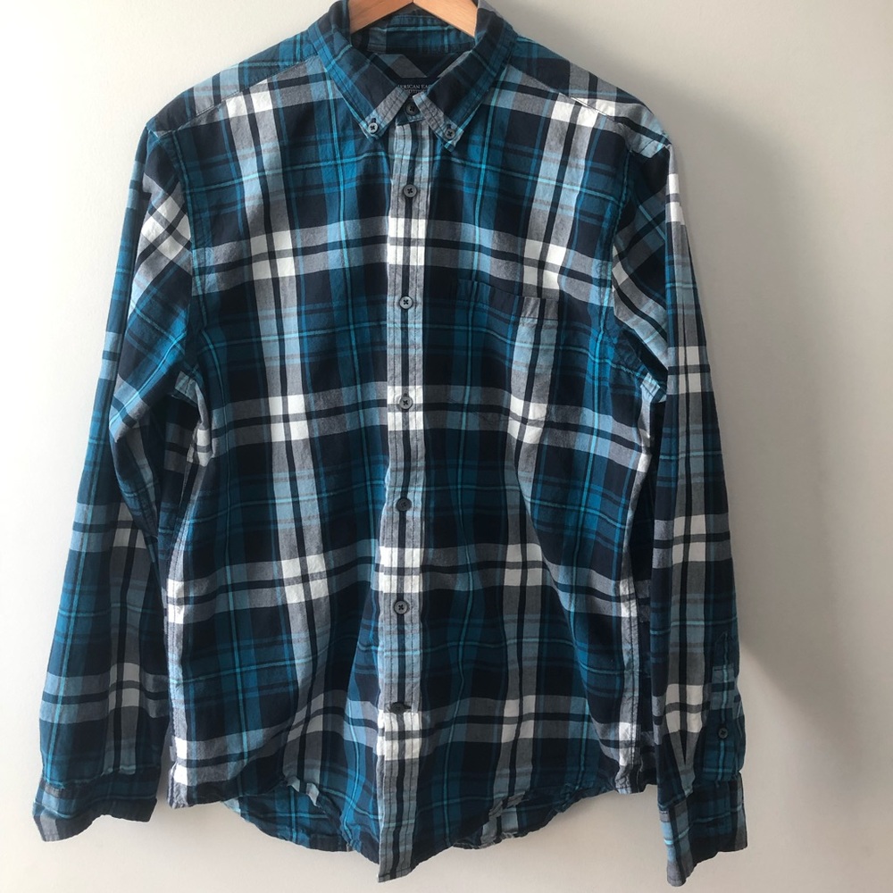 American Eagle Men’s Button Down Size Large